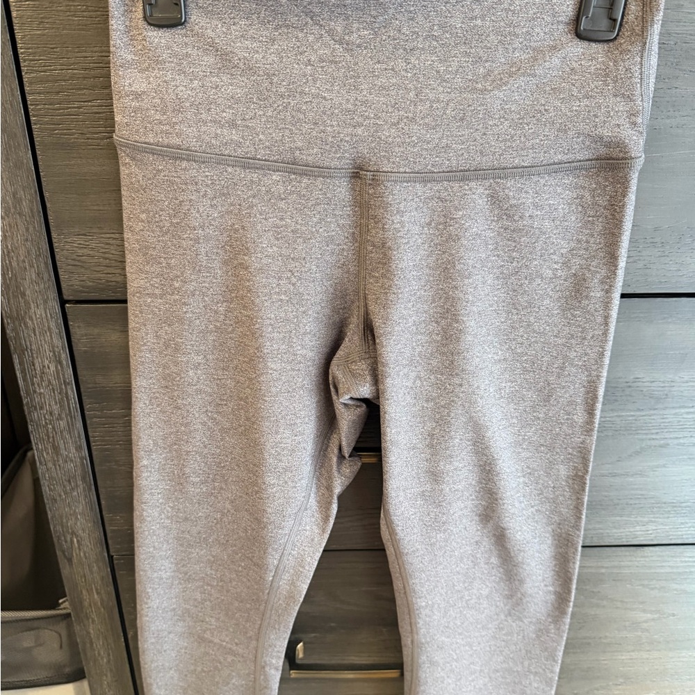 Lululemon Wunder Under Capri Leggings
